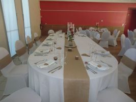 table-ovale-16personnes