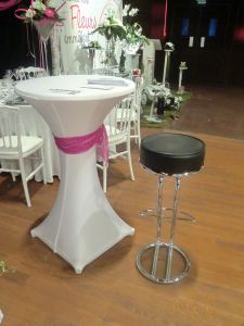 Location matériel de réception - Mobilier,vaisselle,linge de table